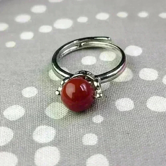 Silver tone adjustable ring with a movable red stone size 7.5 - Picture 11 of 15